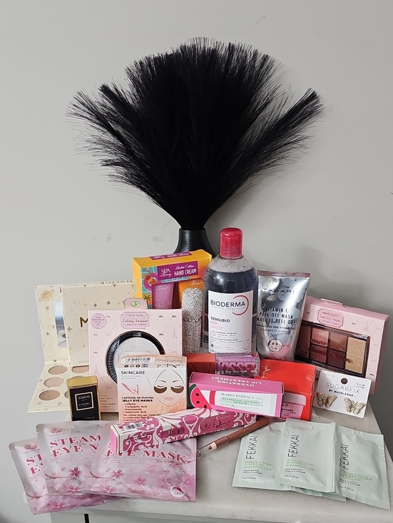 Other - Cosmetic Bundle